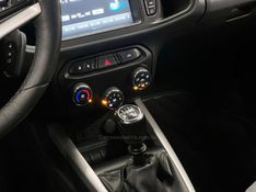 CHEVROLET ONIX 1.4 MPFI ACTIV 8V 2018/2019 ÓTIMA CAR FLORES DA CUNHA / Carros no Vale