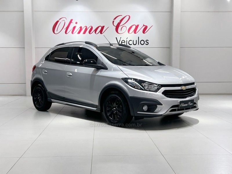 CHEVROLET ONIX 1.4 MPFI ACTIV 8V 2018/2019 ÓTIMA CAR FLORES DA CUNHA / Carros no Vale