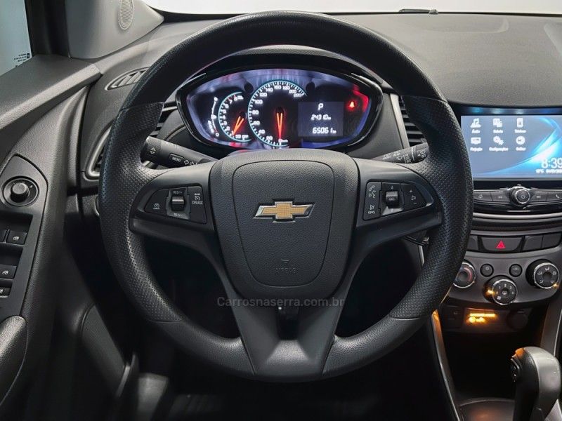 CHEVROLET TRACKER 1.4 16V TURBO LT 2017/2018 ÓTIMA CAR FLORES DA CUNHA / Carros no Vale