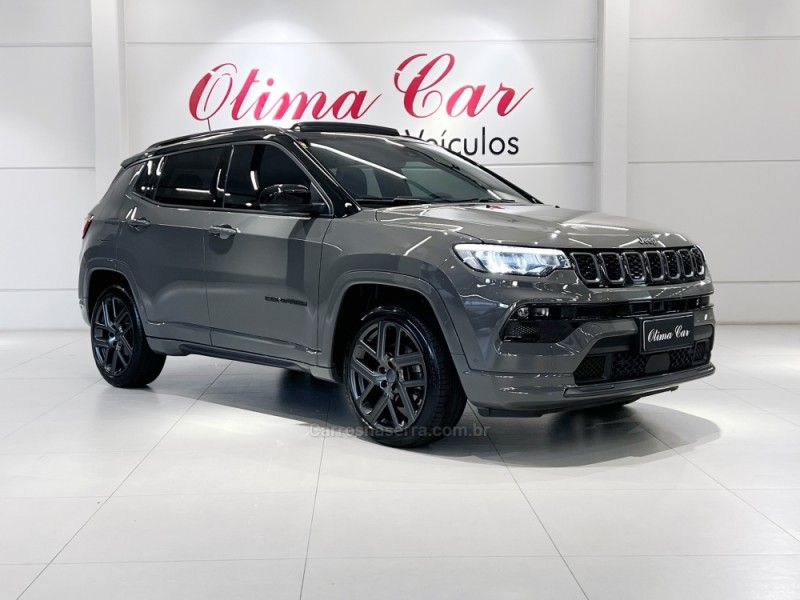 JEEP COMPASS 1.3 SERIE S T270 16V TURBO 2024/2025 ÓTIMA CAR FLORES DA CUNHA / Carros no Vale