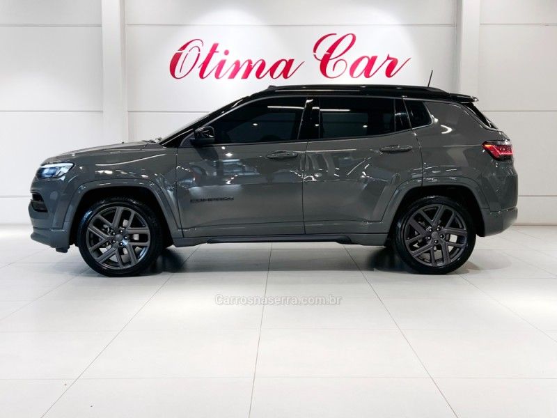 JEEP COMPASS 1.3 SERIE S T270 16V TURBO 2024/2025 ÓTIMA CAR FLORES DA CUNHA / Carros no Vale