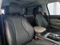 KIA CARNIVAL 3.5 EX V6 24V 2024/2025 ÓTIMA CAR FLORES DA CUNHA / Carros no Vale