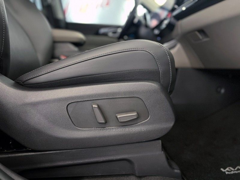 KIA CARNIVAL 3.5 EX V6 24V 2024/2025 ÓTIMA CAR FLORES DA CUNHA / Carros no Vale KIA CARNIVAL 3.5 EX V6 24V 2024/2025 ÓTIMA CAR FLORES DA CUNHA / Carros no Vale