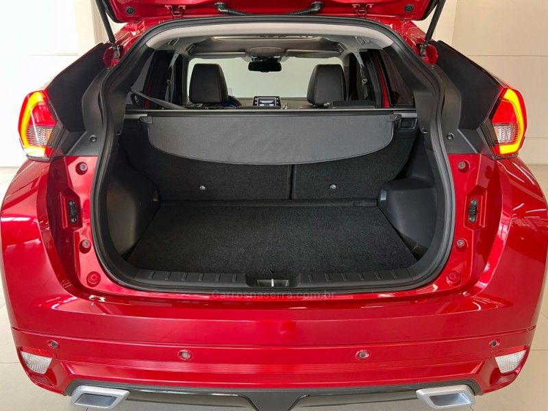MITSUBISHI ECLIPSE CROSS 1.5 HPE-S 16V 2021/2022 ÓTIMA CAR FLORES DA CUNHA / Carros no Vale MITSUBISHI ECLIPSE CROSS 1.5 HPE-S 16V 2021/2022 ÓTIMA CAR FLORES DA CUNHA / Carros no Vale