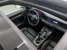PORSCHE 911 3.0 CARRERA COUPÉ 2024/2025 ÓTIMA CAR FLORES DA CUNHA / Carros no Vale