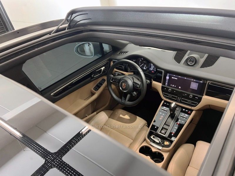 PORSCHE MACAN 2.0 16V 2024/2024 ÓTIMA CAR FLORES DA CUNHA / Carros no Vale