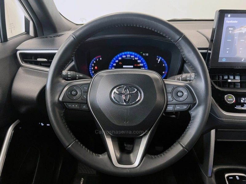 TOYOTA COROLLA 2.0 CROSS XR 16V 2025/2026 ÓTIMA CAR FLORES DA CUNHA / Carros no Vale