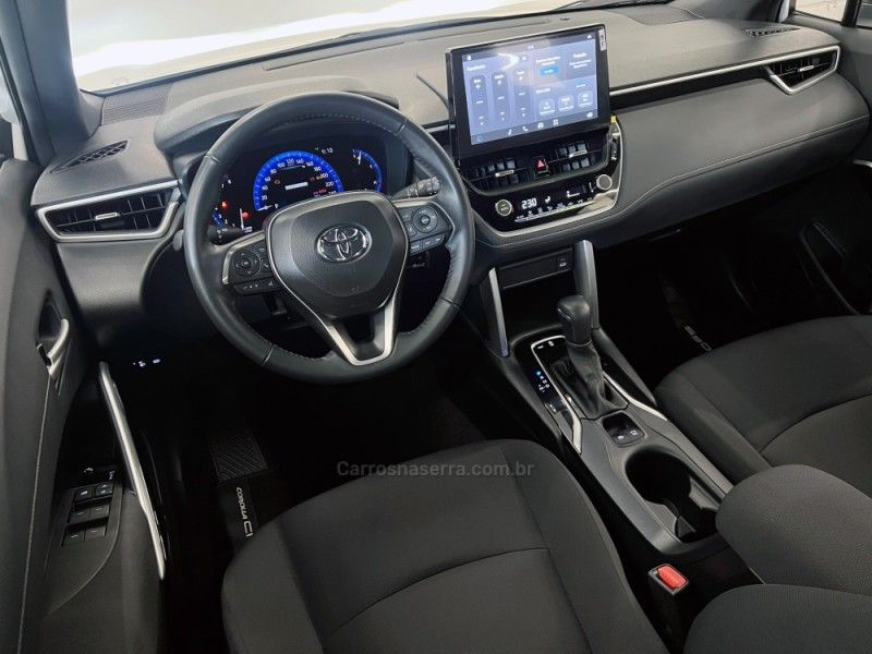 TOYOTA COROLLA 2.0 CROSS XR 16V 2025/2026 ÓTIMA CAR FLORES DA CUNHA / Carros no Vale