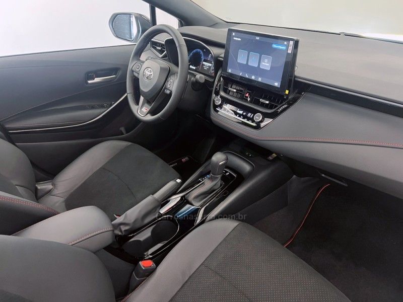 TOYOTA COROLLA 2.0 GR SPORT 16V 2026/2027 ÓTIMA CAR FLORES DA CUNHA / Carros no Vale