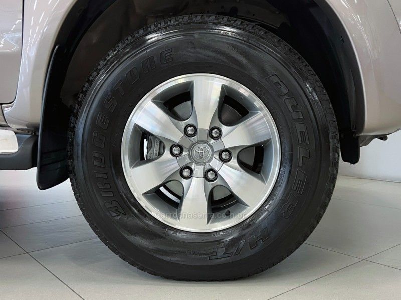 TOYOTA HILUX 3.0 SRV 4X4 CD 16V TURBO INTERCOOLER 2010/2010 ÓTIMA CAR FLORES DA CUNHA / Carros no Vale