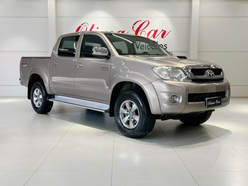 TOYOTA HILUX 3.0 SRV 4X4 CD 16V TURBO INTERCOOLER 2010/2010 ÓTIMA CAR FLORES DA CUNHA / Carros no Vale