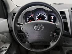 TOYOTA HILUX 3.0 SRV 4X4 CD 16V TURBO INTERCOOLER 2010/2010 ÓTIMA CAR FLORES DA CUNHA / Carros no Vale