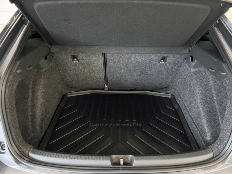 VOLKSWAGEN NIVUS 1.0 TSI HIGHLINE 2022/2022 ÓTIMA CAR FLORES DA CUNHA / Carros no Vale VOLKSWAGEN NIVUS 1.0 TSI HIGHLINE 2022/2022 ÓTIMA CAR FLORES DA CUNHA / Carros no Vale
