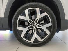 VOLKSWAGEN TAOS 1.4 16V HIGHLINE TSI 2025/2025 ÓTIMA CAR FLORES DA CUNHA / Carros no Vale