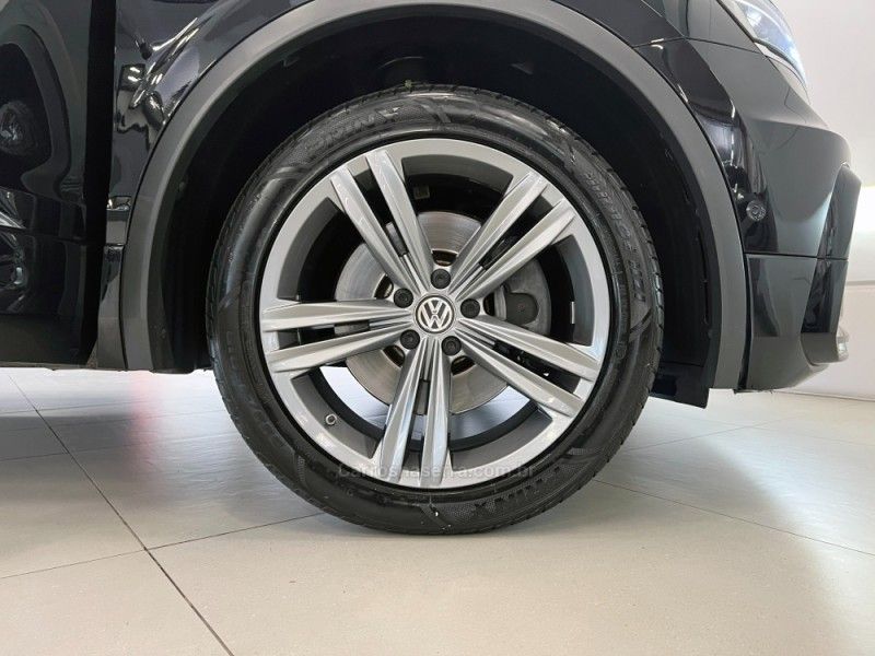 VOLKSWAGEN TIGUAN 2.0 ALLSPACE R-LINE 350 TSI 4X4 2019/2020 ÓTIMA CAR FLORES DA CUNHA / Carros no Vale VOLKSWAGEN TIGUAN 2.0 ALLSPACE R-LINE 350 TSI 4X4 2019/2020 ÓTIMA CAR FLORES DA CUNHA / Carros no Vale