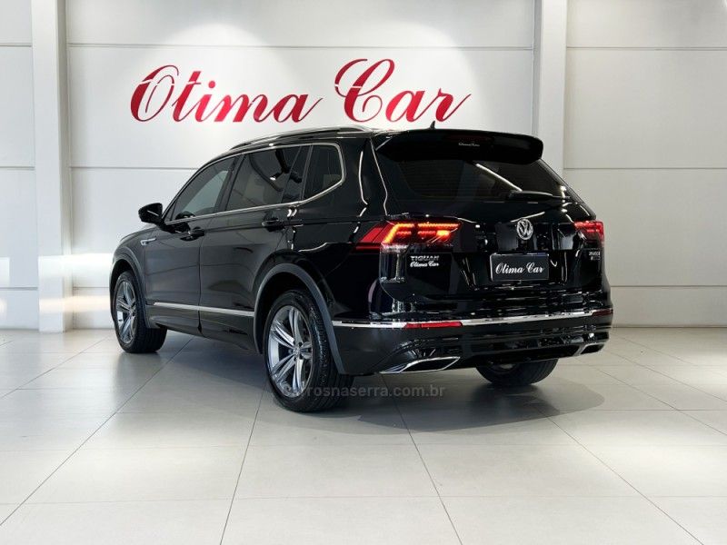 VOLKSWAGEN TIGUAN 2.0 ALLSPACE R-LINE 350 TSI 4X4 2019/2020 ÓTIMA CAR FLORES DA CUNHA / Carros no Vale VOLKSWAGEN TIGUAN 2.0 ALLSPACE R-LINE 350 TSI 4X4 2019/2020 ÓTIMA CAR FLORES DA CUNHA / Carros no Vale