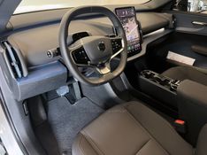 VOLVO EX30 ULTRA EXTENDED RANGE 2024/2024 ÓTIMA CAR FLORES DA CUNHA / Carros no Vale