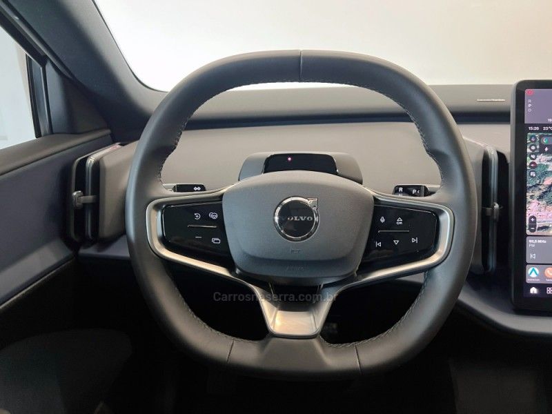 VOLVO EX30 ULTRA EXTENDED RANGE 2024/2024 ÓTIMA CAR FLORES DA CUNHA / Carros no Vale