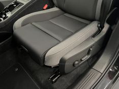 VOLVO EX40 PLUS P6 ELÉTRICO 2026/2026 ÓTIMA CAR FLORES DA CUNHA / Carros no Vale