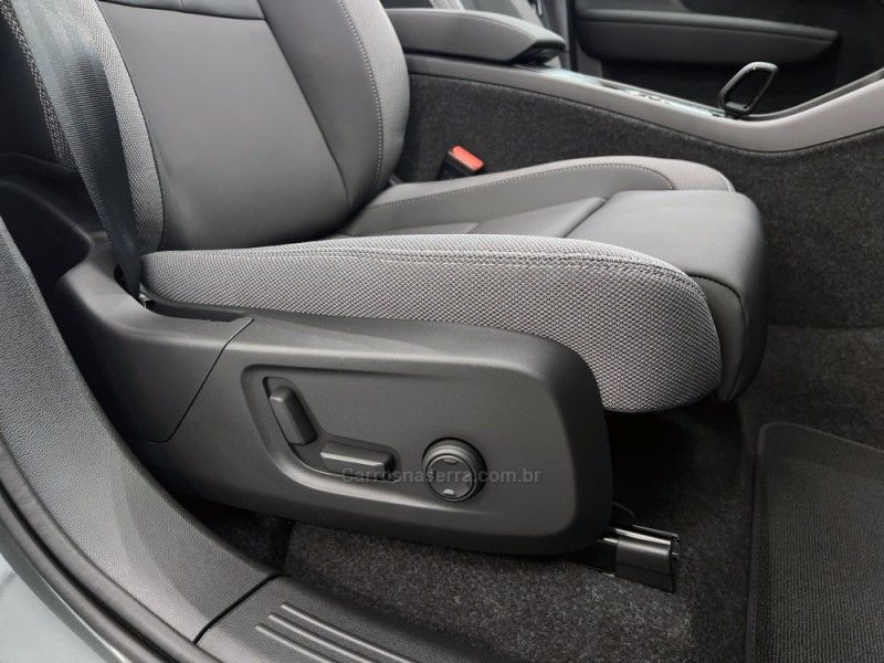 VOLVO EX40 PLUS P6 ELÉTRICO 2026/2026 ÓTIMA CAR FLORES DA CUNHA / Carros no Vale VOLVO EX40 PLUS P6 ELÉTRICO 2026/2026 ÓTIMA CAR FLORES DA CUNHA / Carros no Vale