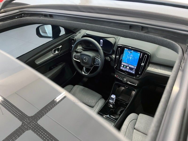 VOLVO EX40 PLUS P6 ELÉTRICO 2025/2026 ÓTIMA CAR FLORES DA CUNHA / Carros no Vale VOLVO EX40 PLUS P6 ELÉTRICO 2025/2026 ÓTIMA CAR FLORES DA CUNHA / Carros no Vale