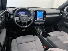 VOLVO EX40 PLUS P6 ELÉTRICO 2026/2026 ÓTIMA CAR FLORES DA CUNHA / Carros no Vale