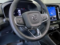 VOLVO EX40 PLUS P6 ELÉTRICO 2026/2026 ÓTIMA CAR FLORES DA CUNHA / Carros no Vale