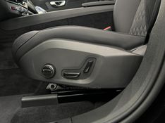 VOLVO XC60 2.0 T8 RECHARGE PLUS AWD HIBRIDO 2026/2026 ÓTIMA CAR FLORES DA CUNHA / Carros no Vale
