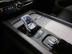 VOLVO XC60 2.0 T8 ULTIMATE DARK AWD HIBRIDO 2022/2023 ÓTIMA CAR FLORES DA CUNHA / Carros no Vale