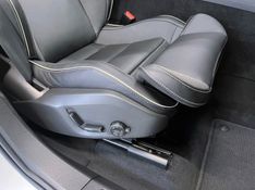 VOLVO XC60 2.0 T8 ULTIMATE DARK AWD HIBRIDO 2022/2023 ÓTIMA CAR FLORES DA CUNHA / Carros no Vale