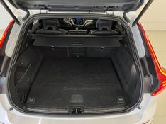 VOLVO XC60 2.0 T8 ULTIMATE DARK AWD HIBRIDO 2022/2023 ÓTIMA CAR FLORES DA CUNHA / Carros no Vale