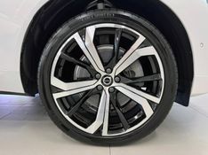 VOLVO XC60 2.0 T8 ULTIMATE DARK AWD HIBRIDO 2022/2023 ÓTIMA CAR FLORES DA CUNHA / Carros no Vale