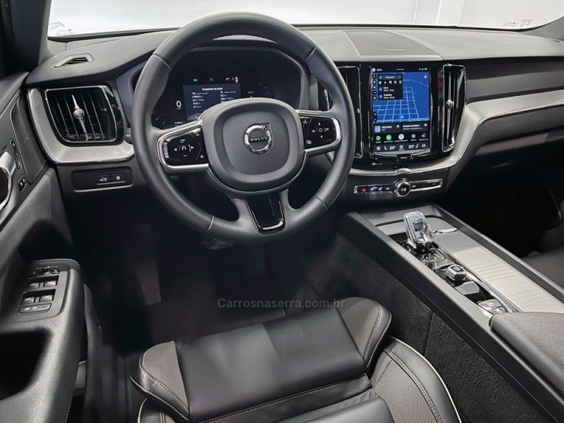 VOLVO XC60 2.0 T8 ULTIMATE DARK AWD HIBRIDO 2022/2023 ÓTIMA CAR FLORES DA CUNHA / Carros no Vale VOLVO XC60 2.0 T8 ULTIMATE DARK AWD HIBRIDO 2022/2023 ÓTIMA CAR FLORES DA CUNHA / Carros no Vale