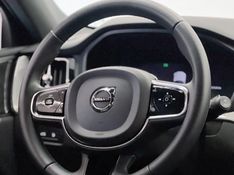VOLVO XC60 2.0 T8 ULTIMATE DARK AWD HIBRIDO 2022/2023 ÓTIMA CAR FLORES DA CUNHA / Carros no Vale