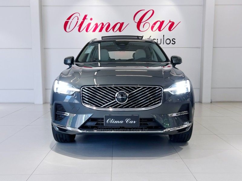 VOLVO XC60 2.0 T8 ULTRA AWD HÍBRIDO 2026/2026 ÓTIMA CAR FLORES DA CUNHA / Carros no Vale