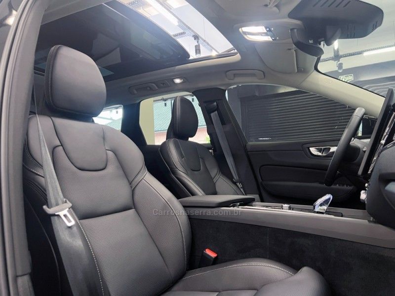 VOLVO XC60 2.0 T8 ULTRA AWD HÍBRIDO 2026/2026 ÓTIMA CAR FLORES DA CUNHA / Carros no Vale VOLVO XC60 2.0 T8 ULTRA AWD HÍBRIDO 2026/2026 ÓTIMA CAR FLORES DA CUNHA / Carros no Vale