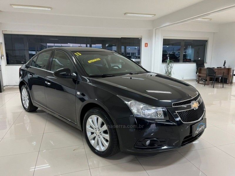 CHEVROLET CRUZE 1.8 LTZ 16V 2013/2013 CIMIRRO AUTOMÓVEIS TAQUARA / Carros no Vale CHEVROLET CRUZE 1.8 LTZ 16V 2013/2013 CIMIRRO AUTOMÓVEIS TAQUARA / Carros no Vale