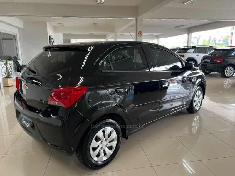 CHEVROLET ONIX 1.0 LT 8V 2019/2019 CIMIRRO AUTOMÓVEIS TAQUARA / Carros no Vale