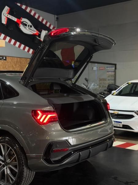 Audi Q3 Spb 2.0 Tfsi 2023/2024 DL MOTORS LAJEADO / Carros no Vale Audi Q3 Spb 2.0 Tfsi 2023/2024 DL MOTORS LAJEADO / Carros no Vale