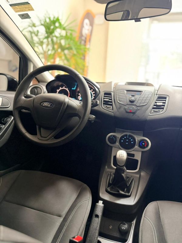 FORD FIESTA 1.6 SE HATCH 16V 2017/2017 ANDRIGO VEÍCULOS CAXIAS DO SUL / Carros no Vale FORD FIESTA 1.6 SE HATCH 16V 2017/2017 ANDRIGO VEÍCULOS CAXIAS DO SUL / Carros no Vale