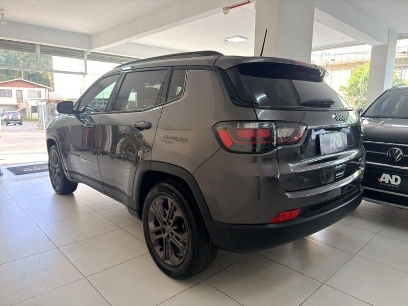 JEEP COMPASS 1.3 80 ANOS T270 16V TURBO 4X2 2021/2022 ANDRIGO VEÍCULOS CAXIAS DO SUL / Carros no Vale