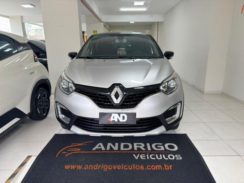 RENAULT CAPTUR 1.6 16V INTENSE 2019/2019 ANDRIGO VEÍCULOS CAXIAS DO SUL / Carros no Vale RENAULT CAPTUR 1.6 16V INTENSE 2019/2019 ANDRIGO VEÍCULOS CAXIAS DO SUL / Carros no Vale