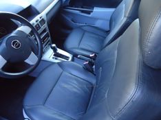 CHEVROLET VECTRA 2.0 MPFI ELEGANCE 8V 2006/2006 BOURSCHEID CARROS E MOTOS SANTA CLARA DO SUL / Carros no Vale