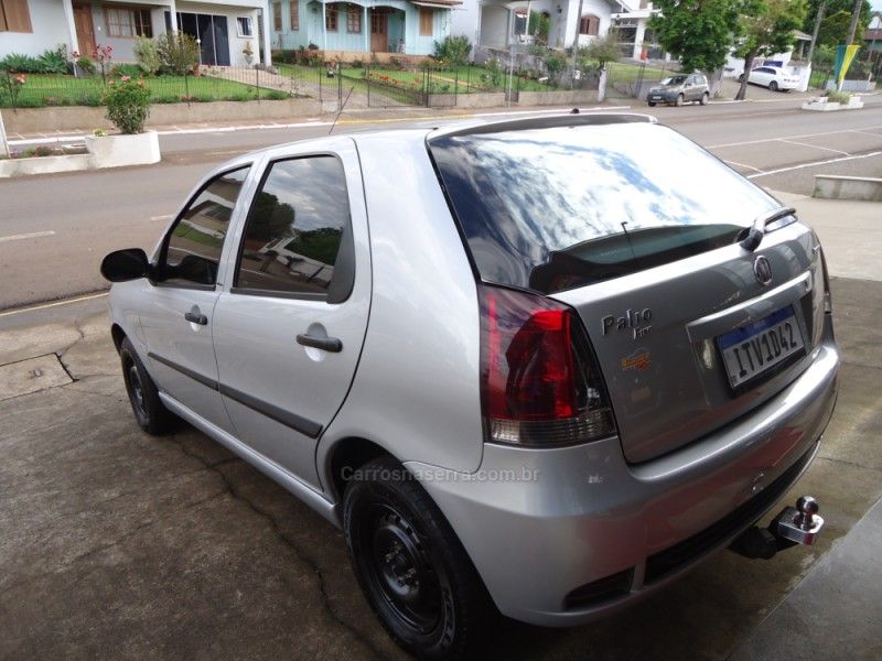 FIAT PALIO 1.0 MPI FIRE CELEBRATION ECONOMY 8V 2013/2013 BOURSCHEID CARROS E MOTOS SANTA CLARA DO SUL / Carros no Vale