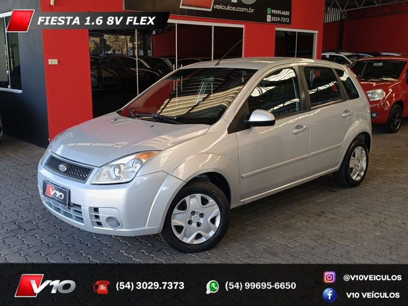 FORD FIESTA 1.6 MPI CLASS HATCH 8V 2010/2010 V10 VEÍCULOS CAXIAS DO SUL / Carros no Vale
