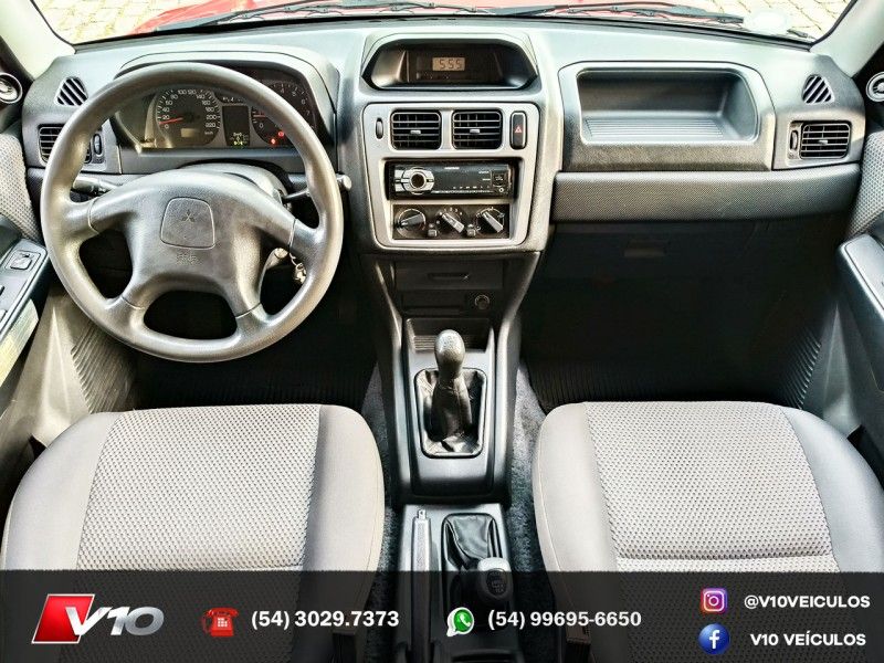 MITSUBISHI PAJERO TR4 2.0 4X4 16V 131CV 2006/2007 V10 VEÍCULOS CAXIAS DO SUL / Carros no Vale MITSUBISHI PAJERO TR4 2.0 4X4 16V 131CV 2006/2007 V10 VEÍCULOS CAXIAS DO SUL / Carros no Vale