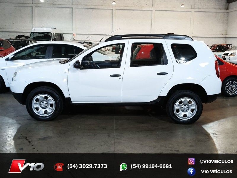 RENAULT DUSTER 1.6 EXPRESSION 4X2 16V 2012/2013 V10 VEÍCULOS CAXIAS DO SUL / Carros no Vale