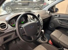 FORD FIESTA 1.6 MPI CLASS HATCH 8V 2012/2012 LUIGGI AUTOMÓVEIS CARLOS BARBOSA / Carros no Vale