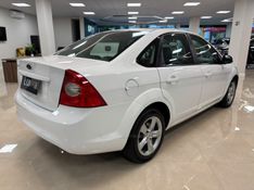 FORD FOCUS 1.6 S SEDAN 16V 2010/2011 LUIGGI AUTOMÓVEIS CARLOS BARBOSA / Carros no Vale