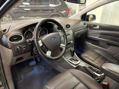 FORD FOCUS 2.0 TITANIUM HATCH 16V 2013/2013 LUIGGI AUTOMÓVEIS CARLOS BARBOSA / Carros no Vale
